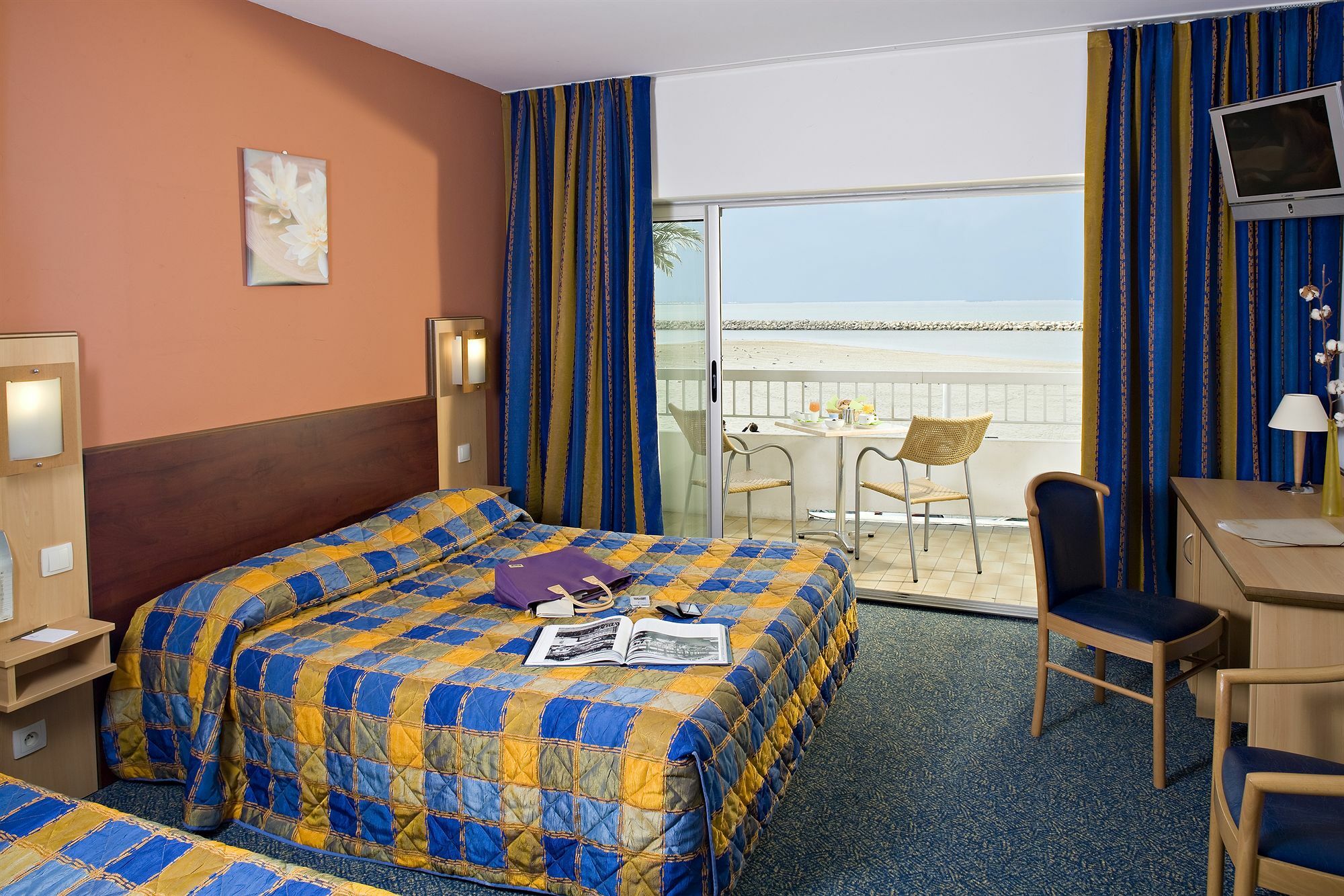 Hotel Restaurant Splendid Camargue Ле-Гро-дю-Руа Екстер'єр фото